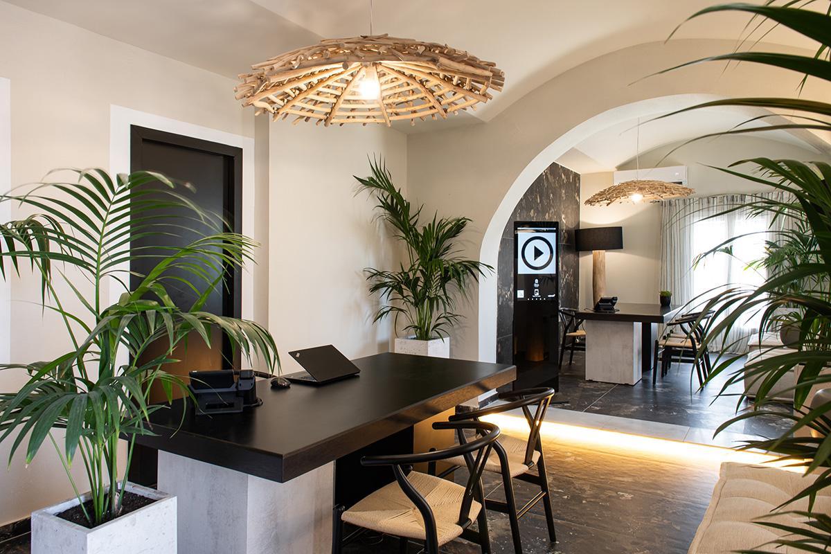 The Noverian Bios Santorini Boutique Hotel Fíra Kültér fotó