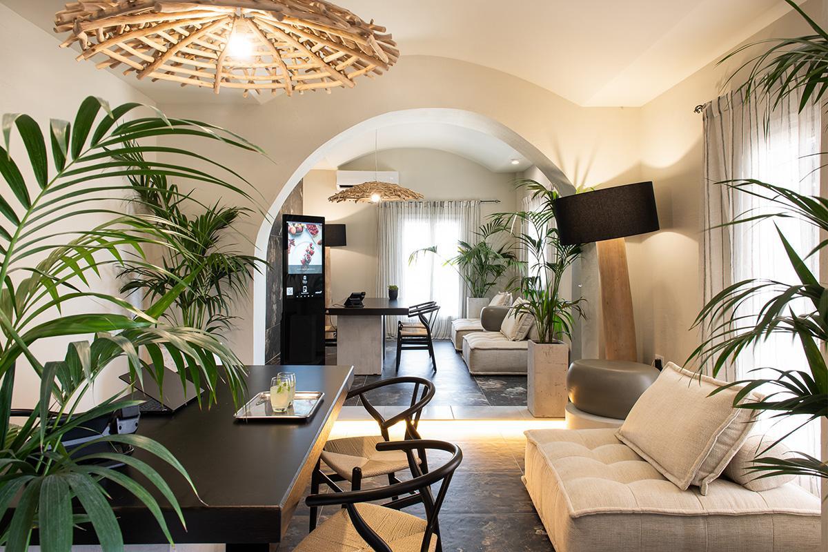 The Noverian Bios Santorini Boutique Hotel Fíra Kültér fotó