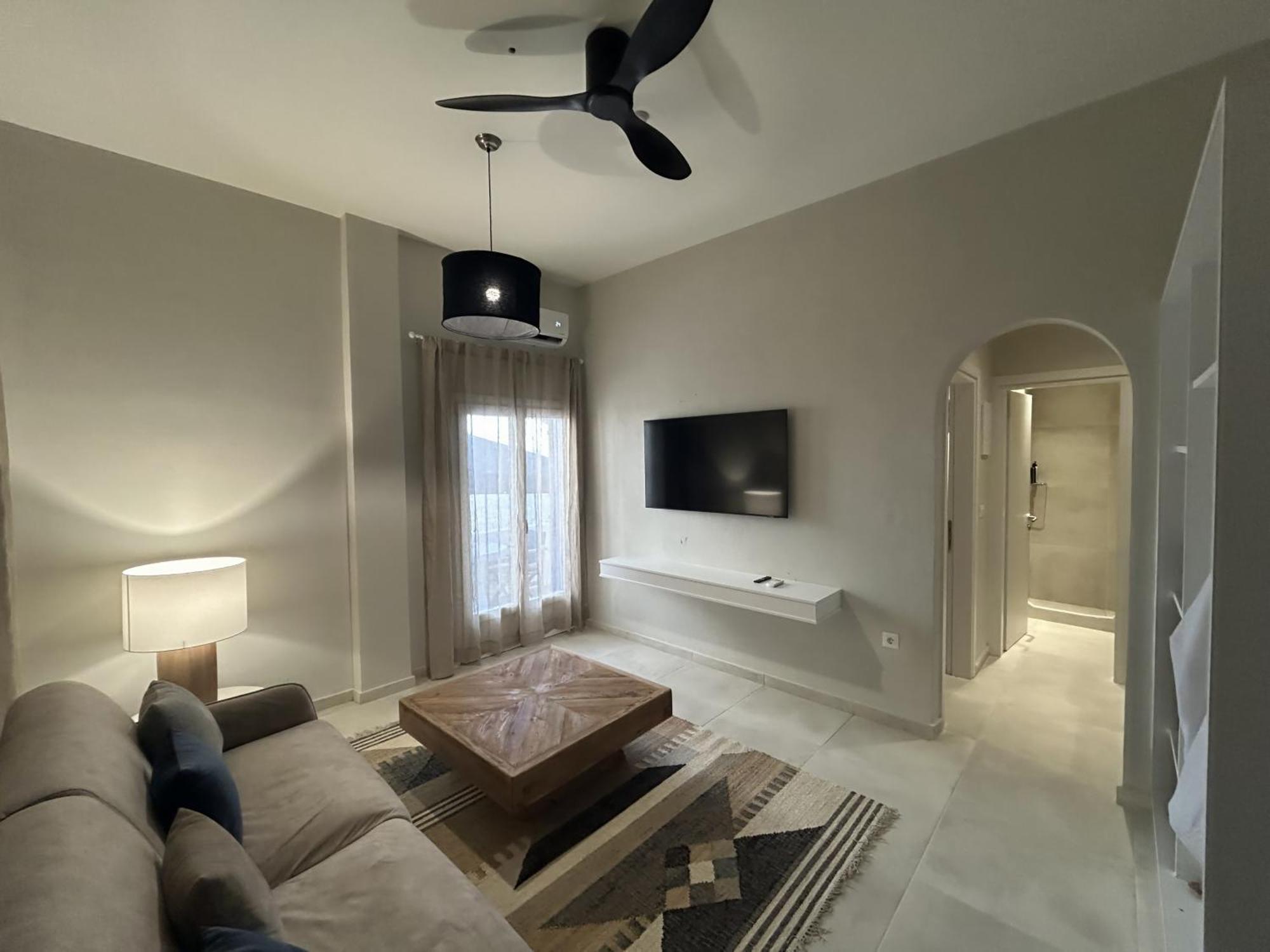 The Noverian Bios Santorini Boutique Hotel Fíra Szoba fotó